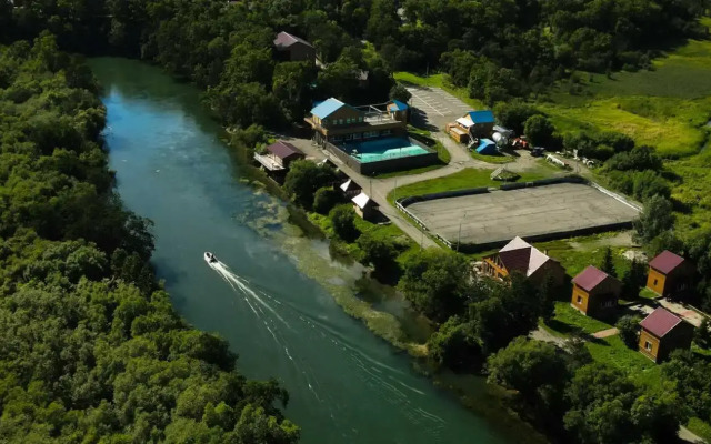 Отели с бассейном в Паратунке