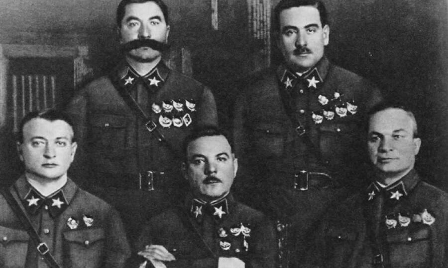 Пять звезд на петлицах: как рождалась и угасала советская военная аристократия