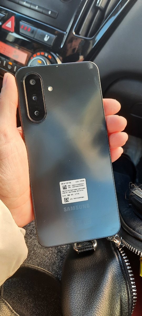 Сделала себе подарок на ДР - новый телефон📱