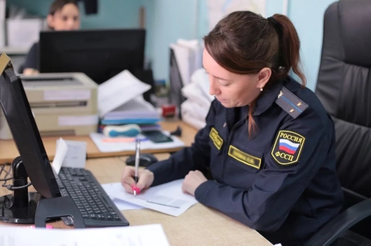    Приставы заставили выплатить долг по зарплате в Хабаровском крае