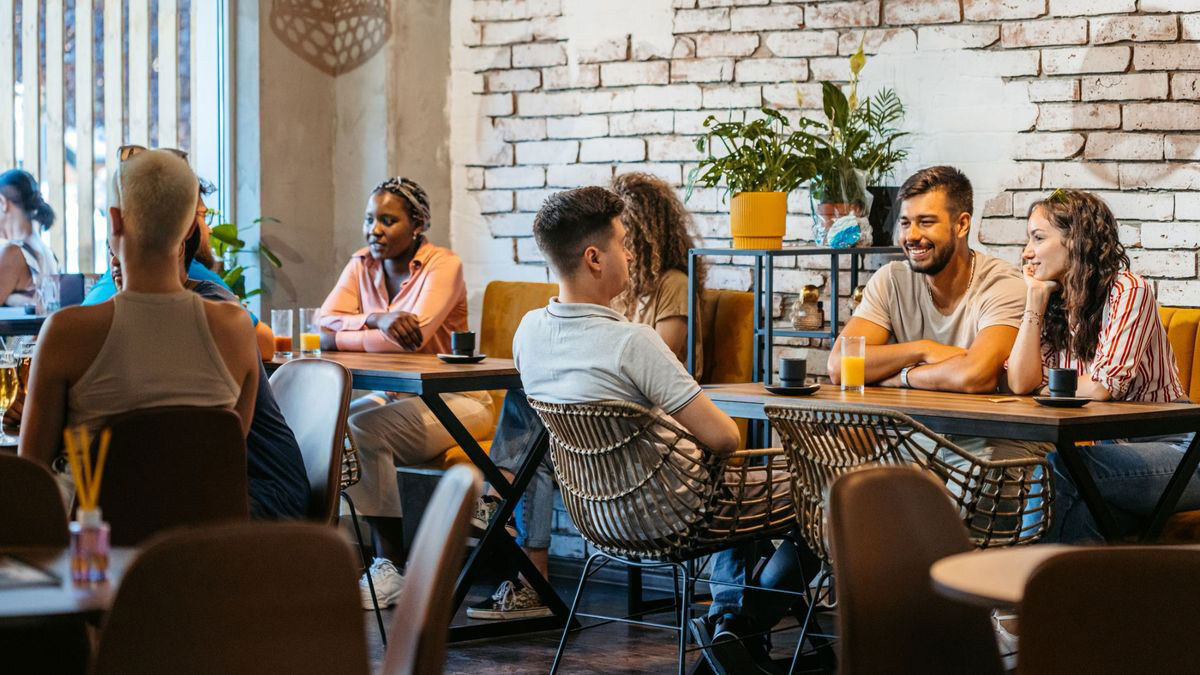 Везде свои гости🤷