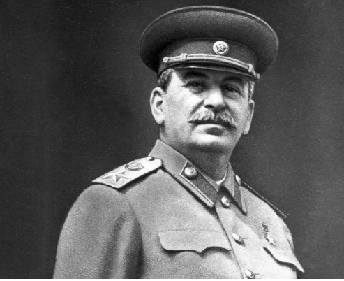 Приказа взять город к 07 ноября не было, так утверждали все советские историки, мол, так уж получилось само...