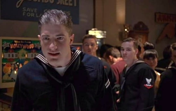 Кадр из фильма "Dogfight" 1991 г.