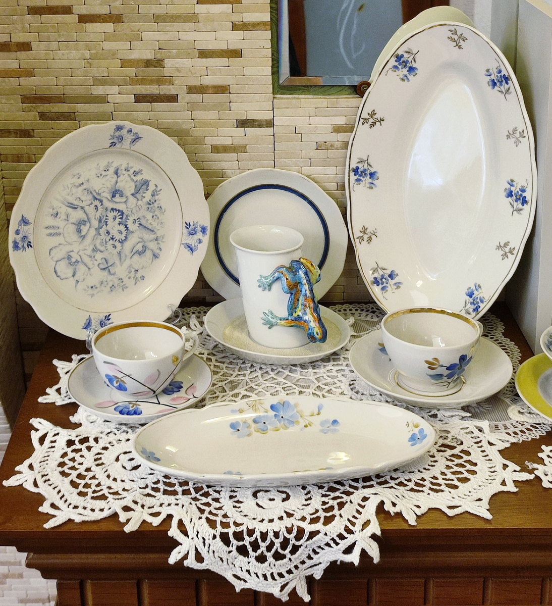  Голубенькое...