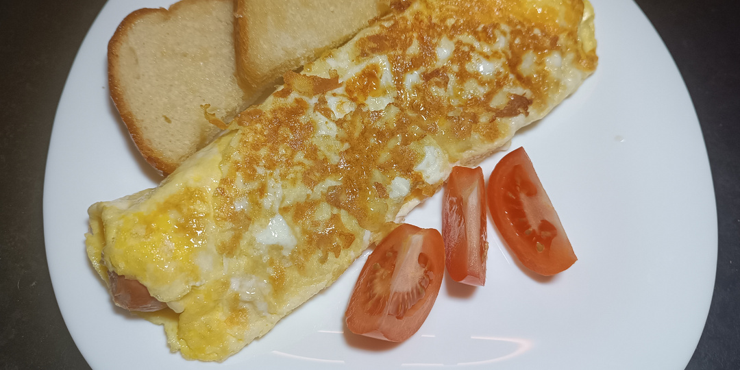 Быстрый омлет-рулет на завтрак