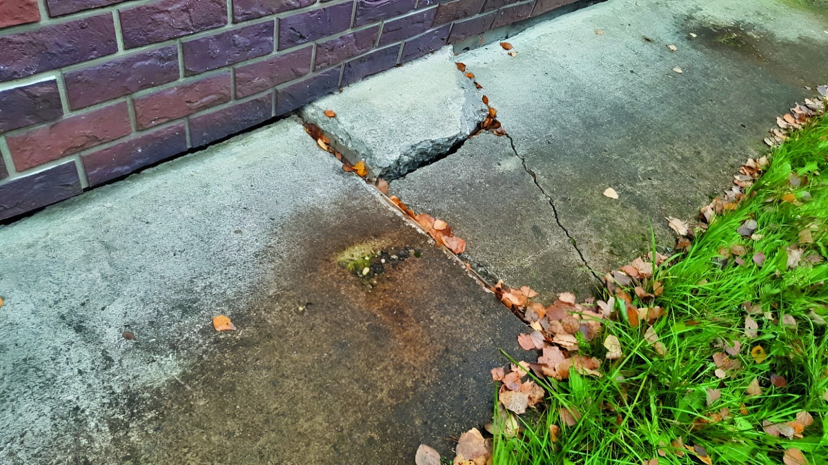 Отмостка частного дома