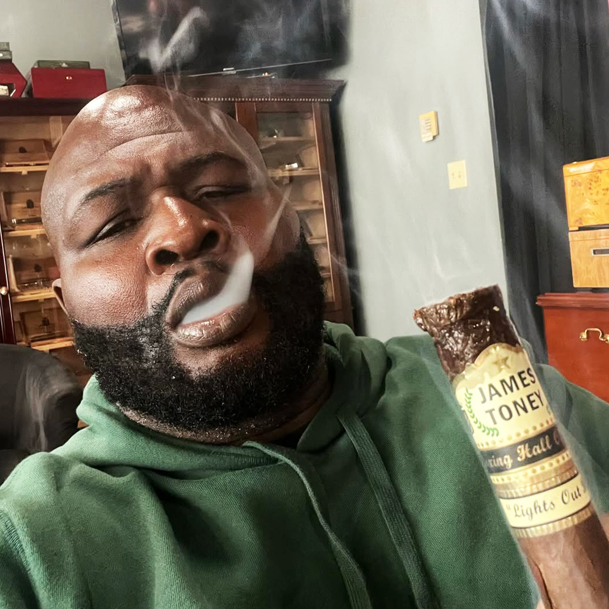 Джеймс Тони