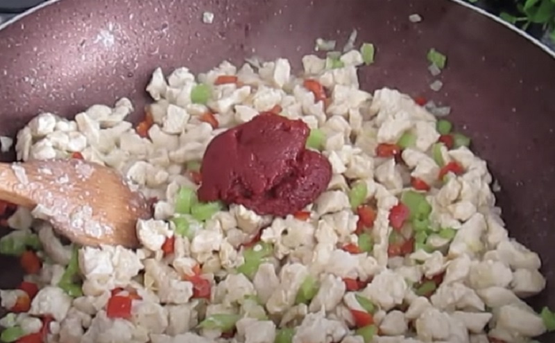 Картошка с начинкой: оригинальный ужин без особых хлопот 