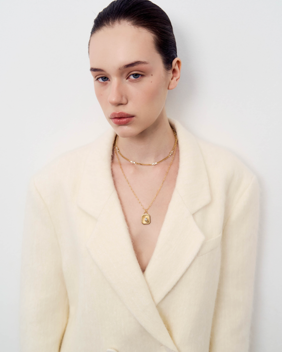 Золотистый прямоугольный медальон с кристаллом Herald Percy арт. 60071