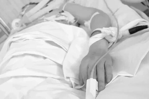 Фото ТГК ДТП и ЧП Волжский📷    Умер от травм: врачи Волжского не спасли 16-летнего студента, сбитого у «Волгамолла» водителем без прав
