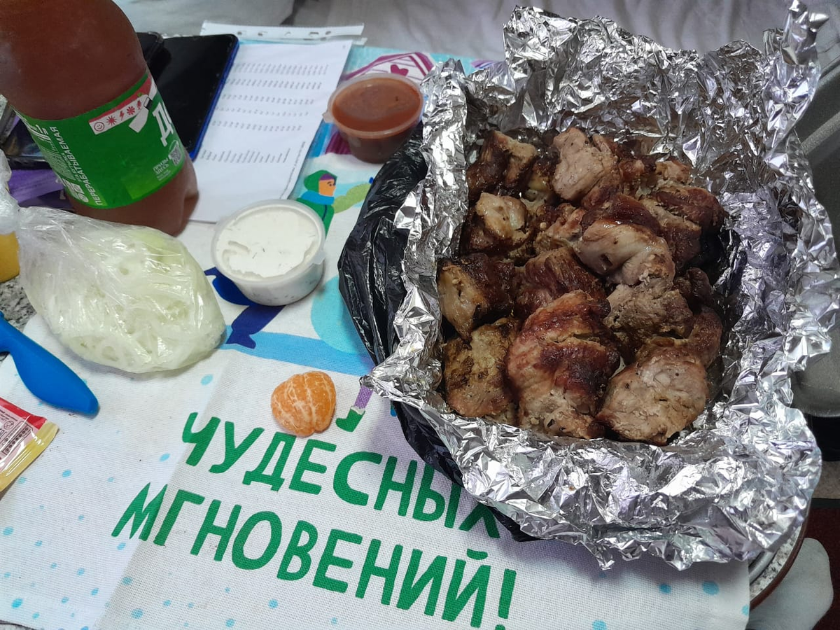 фото автора. Спасибо друзьям красавца, шашлык был очень вкусный