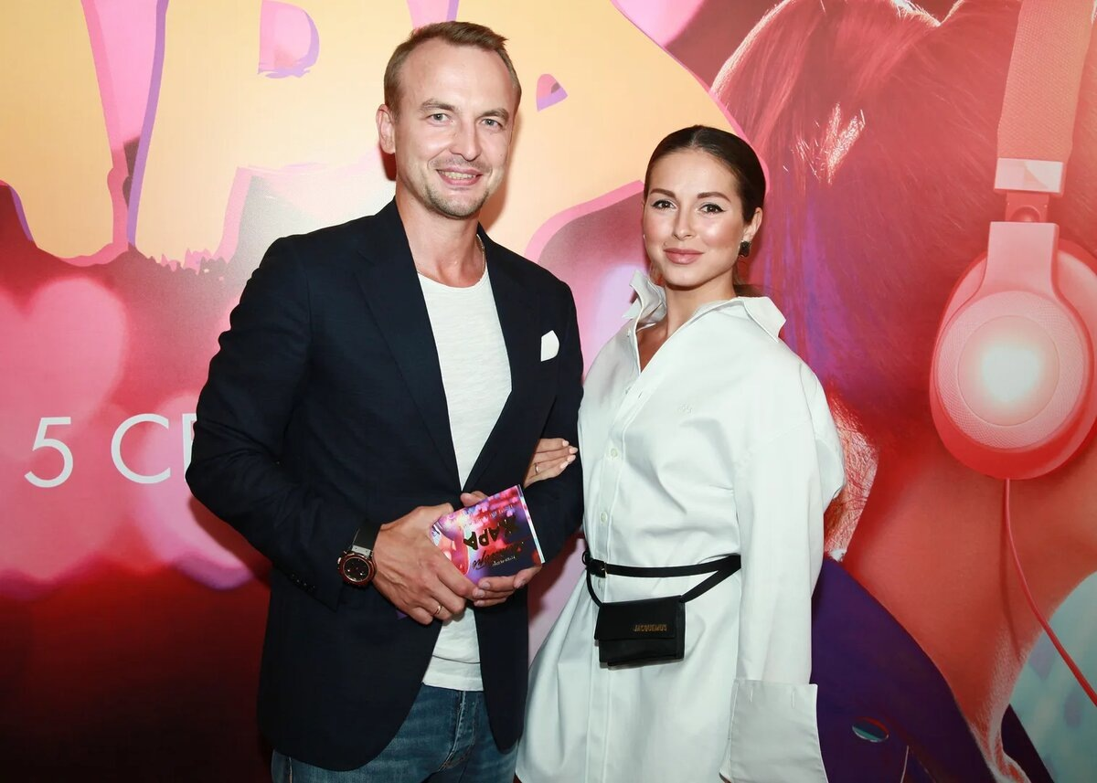 Нюша и Игорь