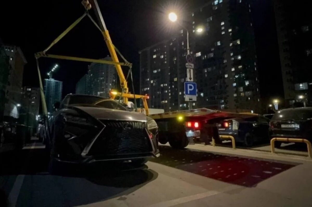    126 машин: месяц работает во Владивостоке муниципальная служба эвакуации