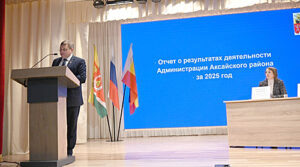 Отчет перед жителями Большелогского сельского поселения: К.С. Доморовский и О.Н. Пушкина. / ФОТО Юлии Фроловой Администратор  📷
