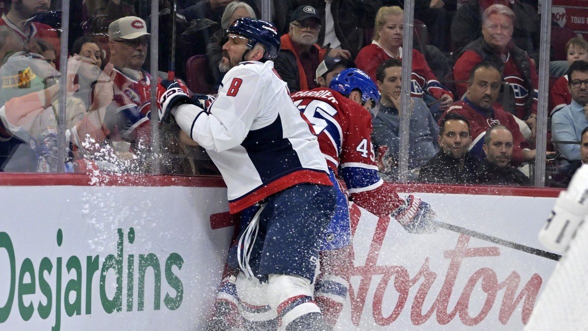    Александр Овечкин и Александр Каррье.Imagn Images USA Today Sports