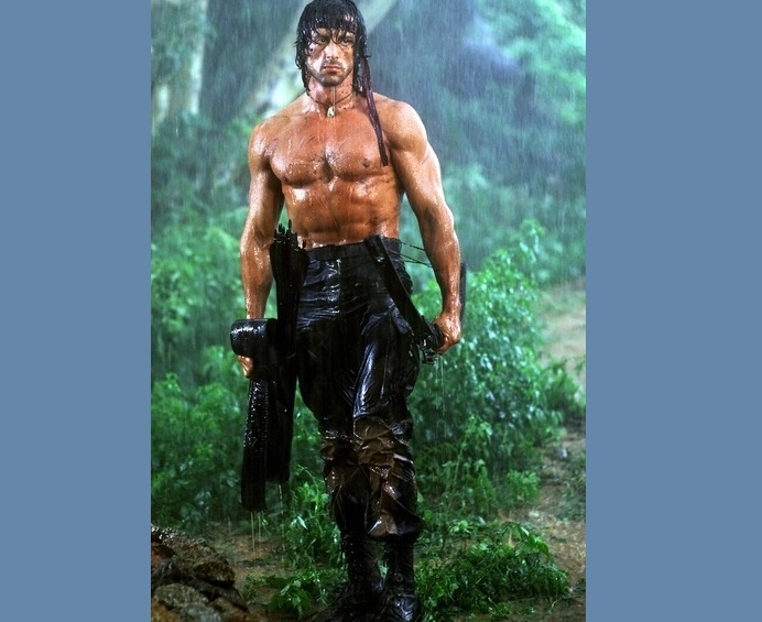 Сильвестр Сталлоне в роли "Рэмбо"/из доступного фонда Яндекс Картинки/