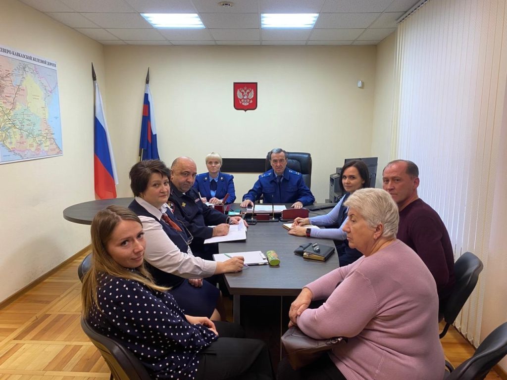    Фото пресс-службы Сальской транспортной прокуратуры Газета Колос