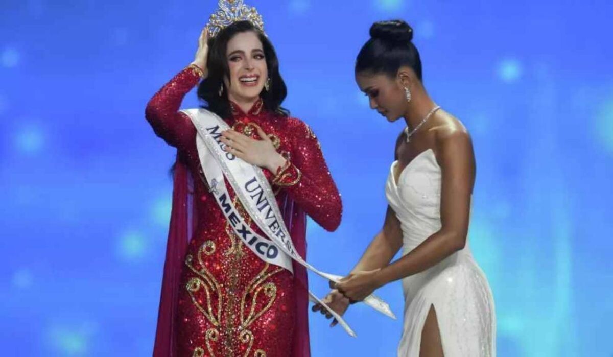     "Мисс Вселенная " - Фатима Бош Фернандес. Источник: ria.ru Автор фото: AP Photo / Sakchai Lalit