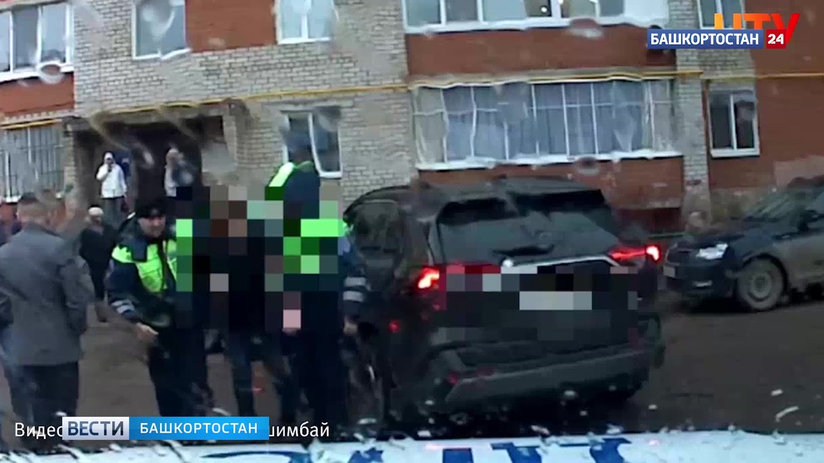    В башкирском Ишимбае пьяный водитель повредил автомобиль и въехал в жилой дом