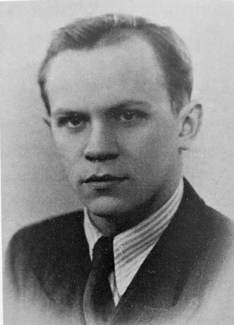 Студент Владимир Андреевич Алмазов