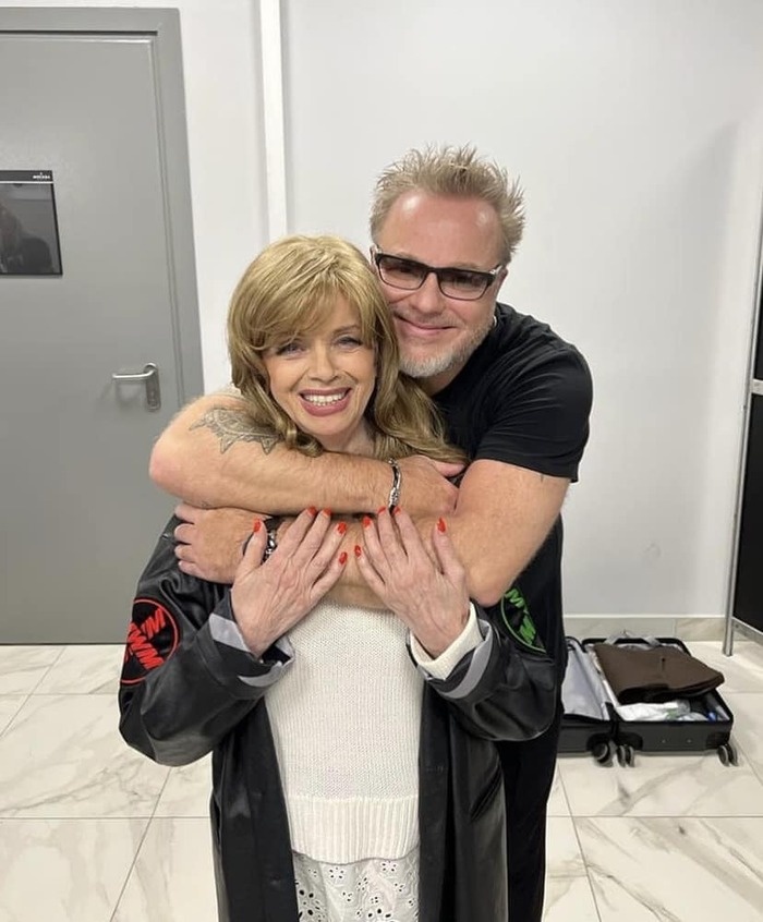 Елена Преснякова с сыном. Фото: ТВЦ