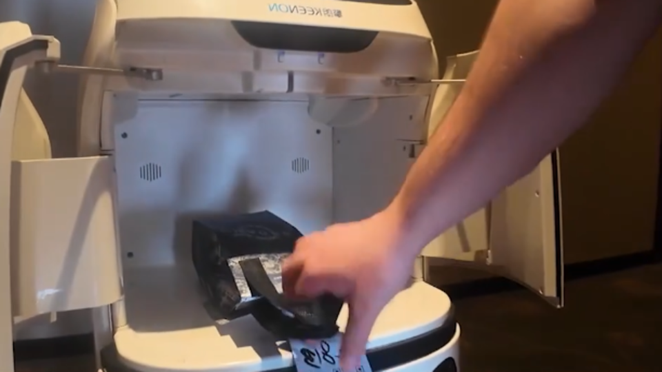 ФОТО: Кадр из программы "Невероятно интересные истории", РЕН ТВ