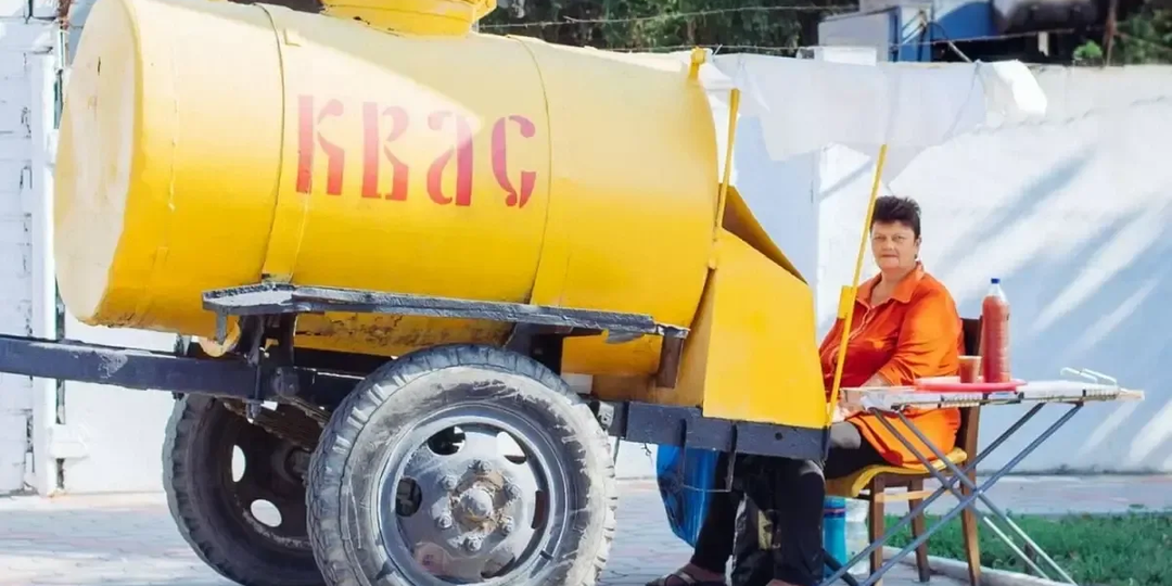 Жёлтые бочки с квасом - символ города прошлого. Что стало с ними и почему их почти не осталось.