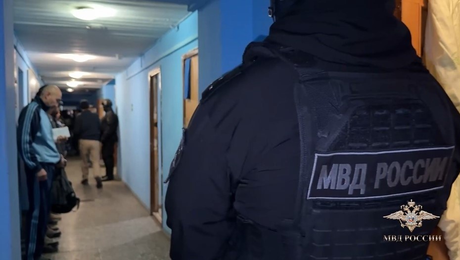    В Петербурге задержали подозреваемых в организации незаконной миграции Автор фото: ГУ МВД РФ