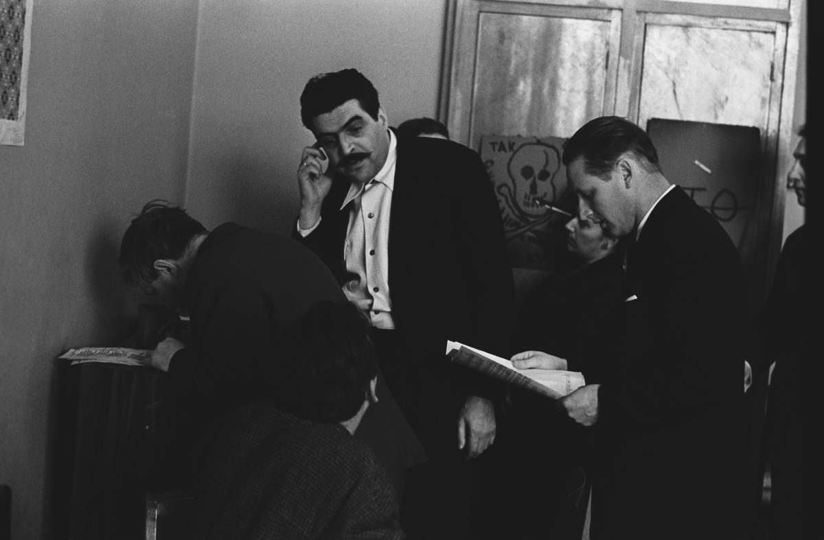    В четыре года Френкель начал осваивать скрипку под руководством отца. В 1934-м поступил в музыкальную школу-интернат при Киевской государственной консерватории и учился в одном классе с Владимиром Шаинским. В 1938—1941 годах Френкель был студентом Киевской консерватории (классы скрипки и композиции) / РИА Новости / Анатолий Гаранин