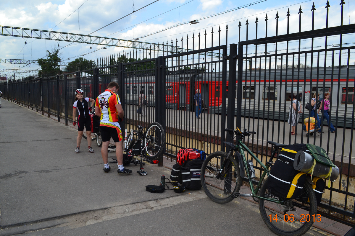 Готовимся к погрузке в поезд. Моя новенькая "KONA"