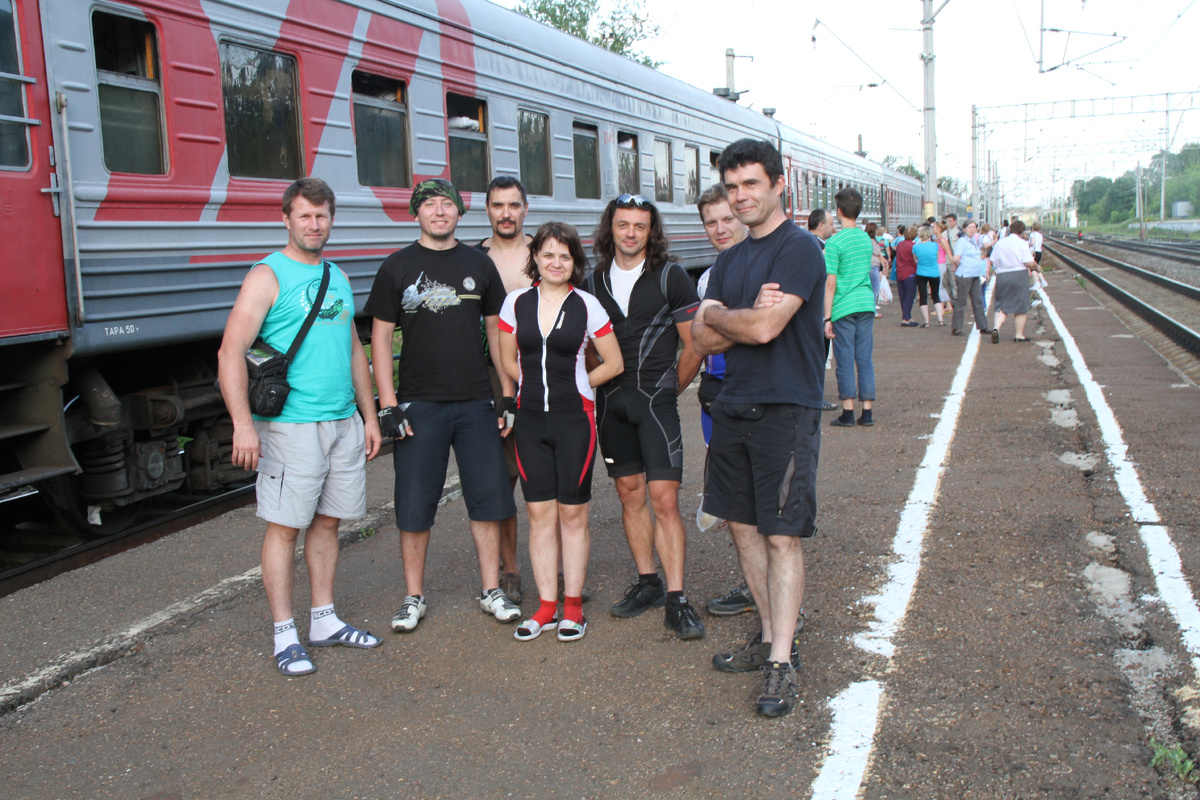 Белоснежка и шесть гномов - участники велопохода.