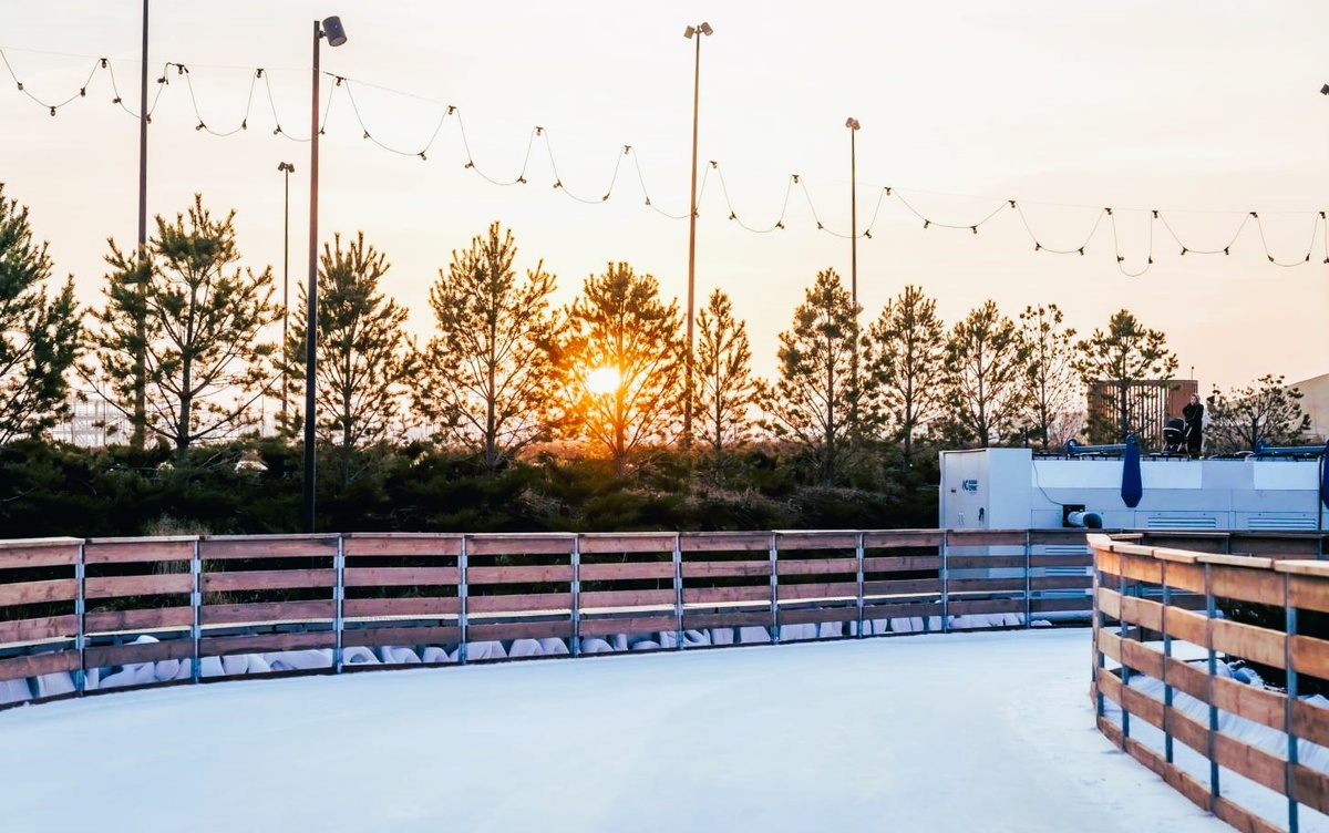 Каток в городском курорте "Притяжение"