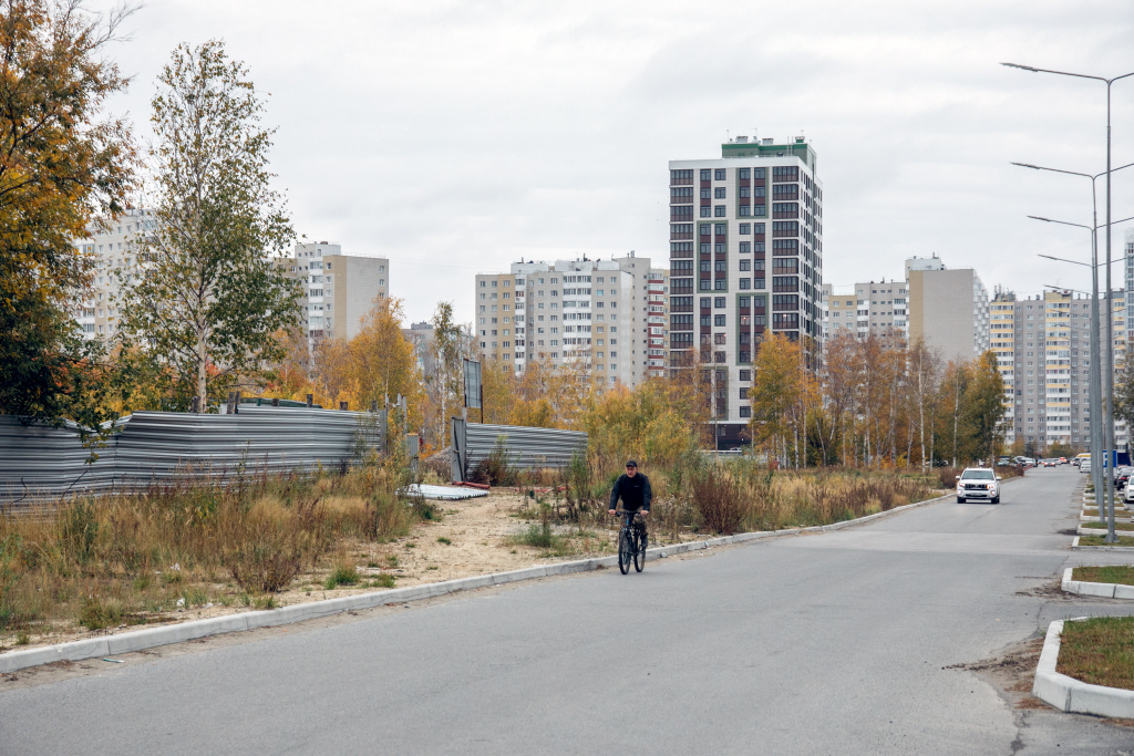    Руслан Кухарук объяснил вовлеченность в решение проблемы строительства объектов в 30 микрорайоне города Сургута