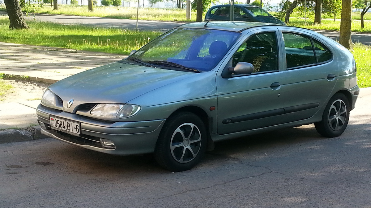 https://ya.ru/ Renault Megane - 1999