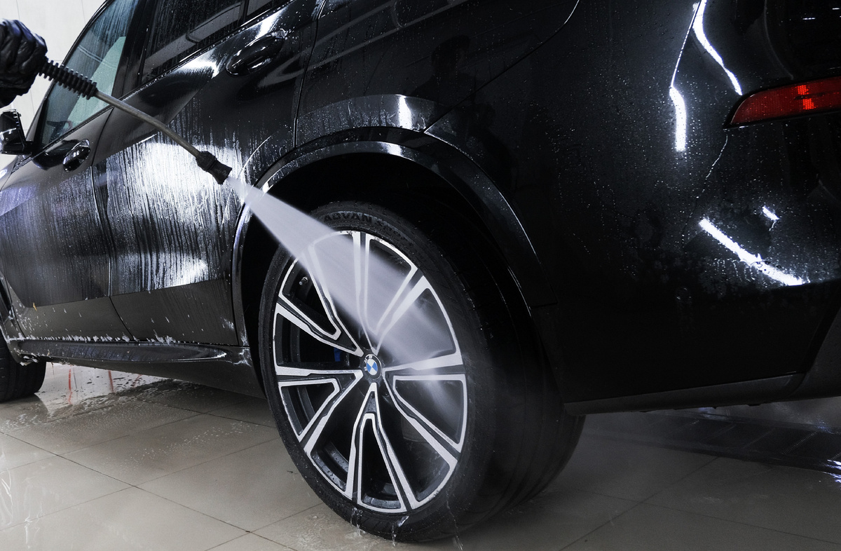 Бережный уход за вашим авто в студии Bridgeauto Team