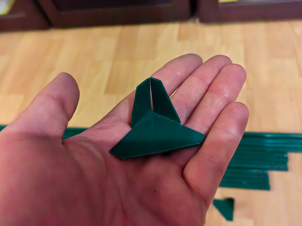 Смотрите, какой приятный зелено-бирюзовый цвет...