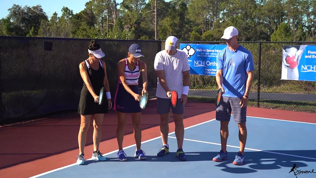 Хватка ракетки критически важна для правилного исполнения форхенда 