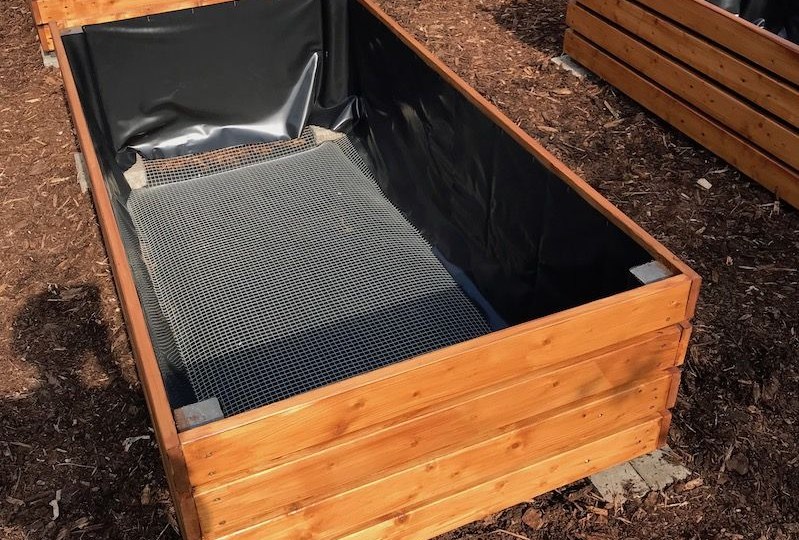 Как построить теплую грядку, которая кормит 5 лет подряд