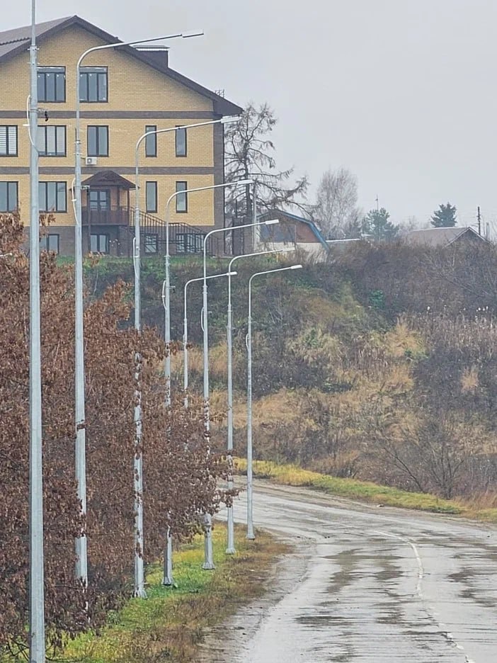    Завершены работы по освещению подъездной дороги к порту в Лыскове