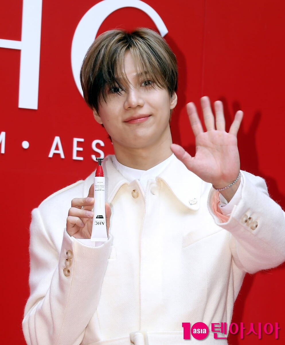 Фото = База данных TEN ASIA