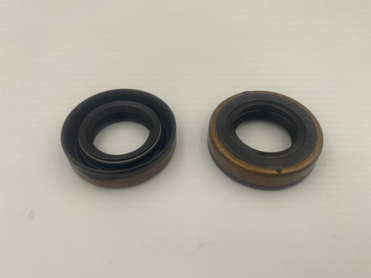 Сальник насоса ГУР | 18*32*7.9 | (F-00164 1РМA) | BP2175E | NOK   
https://mirsalnikov.ru  