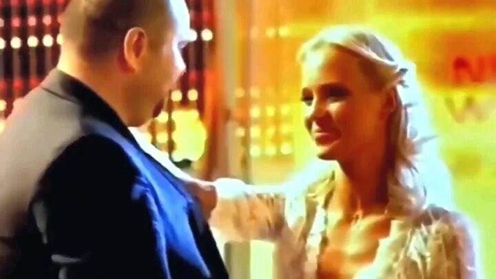 Маэтро Фадеев, выпуская "Сицилию" забыл, видимо, что с песней уже было выступление с Ионовой, и этим сейчас будет козырять ее фан-клуб.