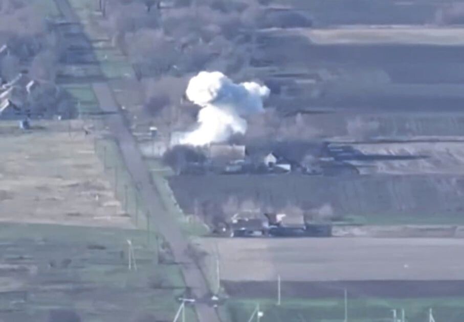     / Источник: Кадр из видео