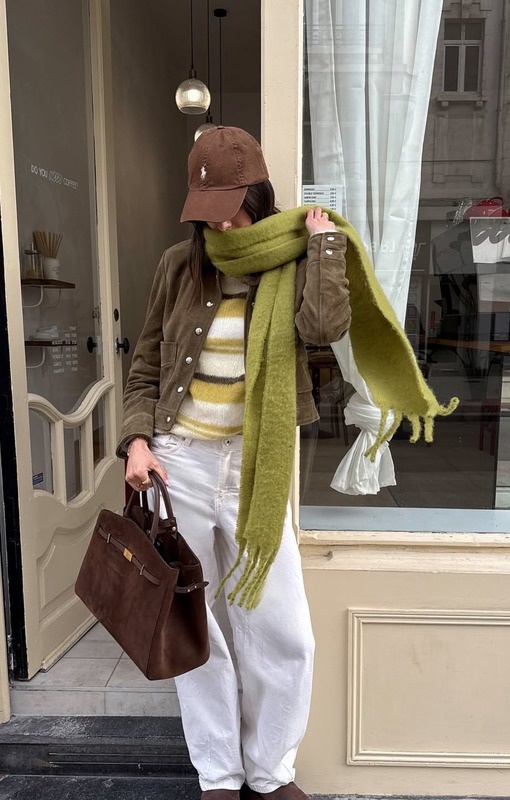 Такой гардероб позволяет создавать множество образов