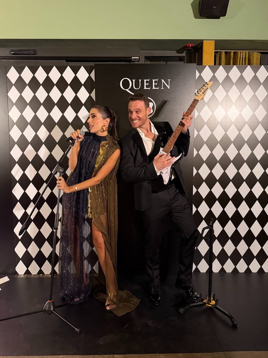 Керем Бюрсин с Рейчел Араз Киресепи. Вечер MontBlanc.