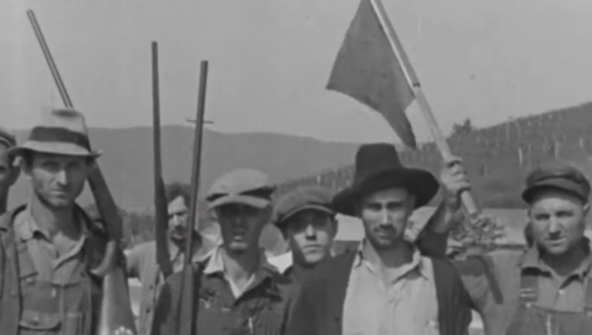 Шахтеры на марше.