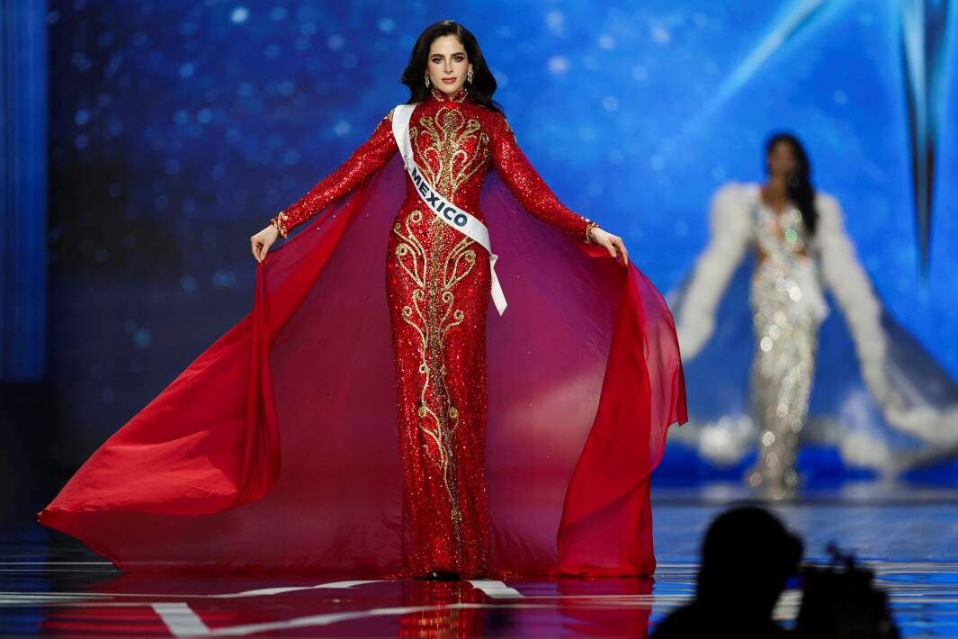 Фото: REUTERS/Chalinee Thirasupa