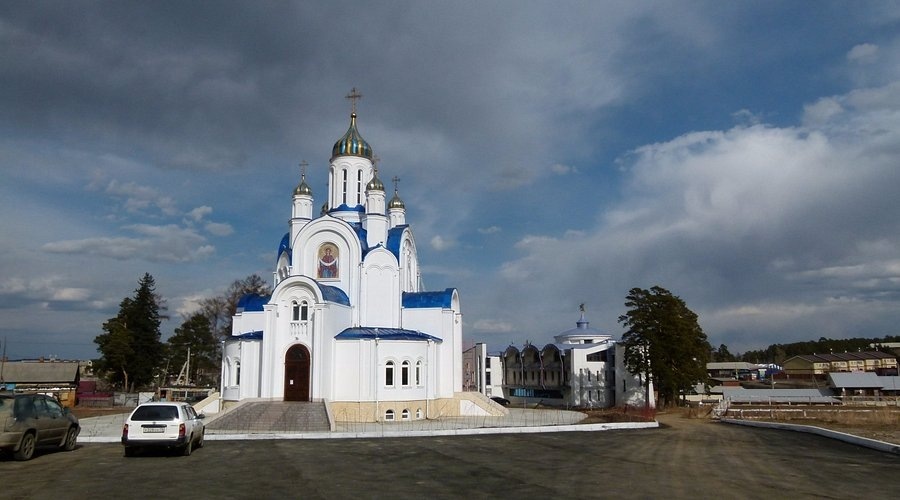 Село Пивовариха, Храм Покрова Пресвятой Богородицы