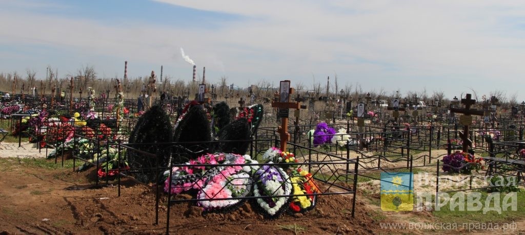     Иск в суд и проверка фактов клеветы: мэрия Волжского прокомментировала ситуацию на кладбищах

