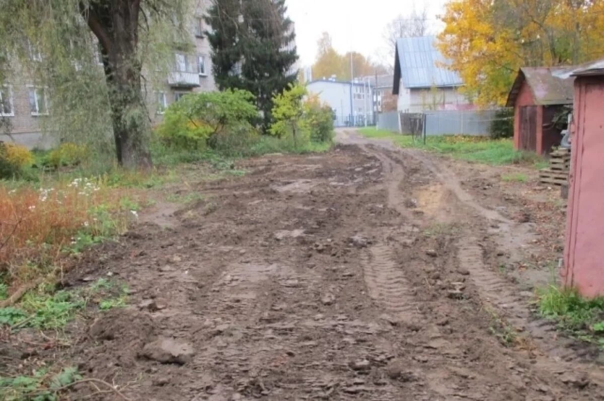    В Твери организация засорила сточными водами 600 «квадратов» земли